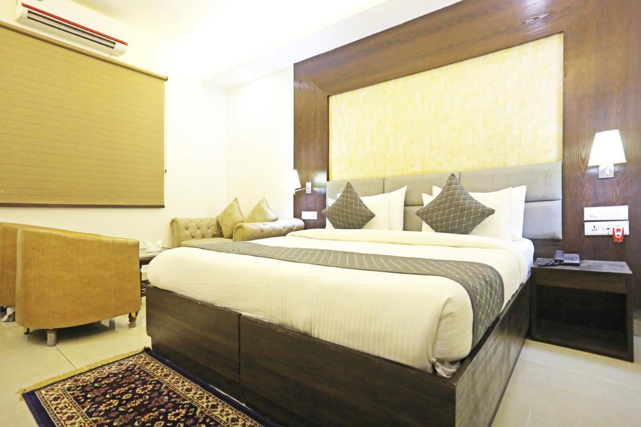 Hotel Park Tree Near Delhi Airport New Delhi Extérieur photo