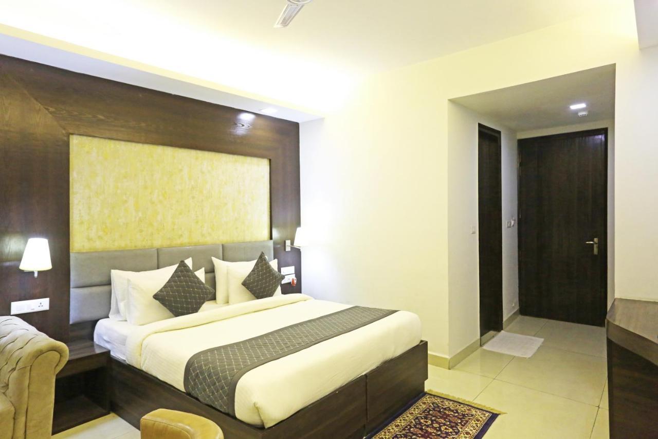 Hotel Park Tree Near Delhi Airport New Delhi Extérieur photo