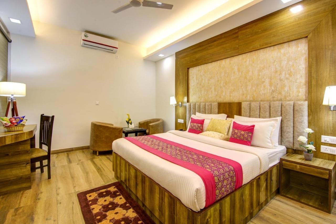 Hotel Park Tree Near Delhi Airport New Delhi Extérieur photo